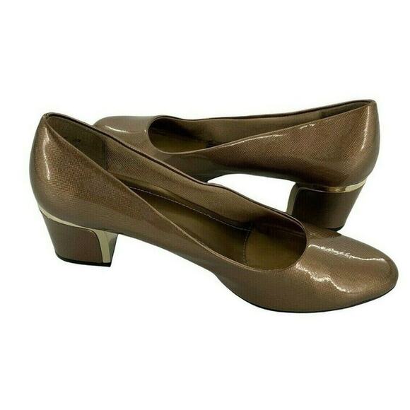 Soft Style Shoes Womens Size 10 Shine Faux Leather Round Toe Slip on Block Heels - Picture 2 of 8